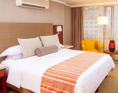 H* I Business Suite with Kitchen – Breakfast Included