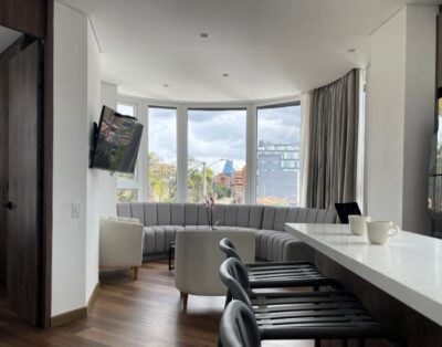 Executive 2BR Apartment in Santa Paula